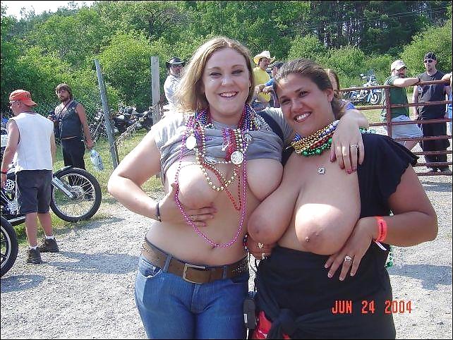 SHOWING OFF THOSE JUGGS #7530889