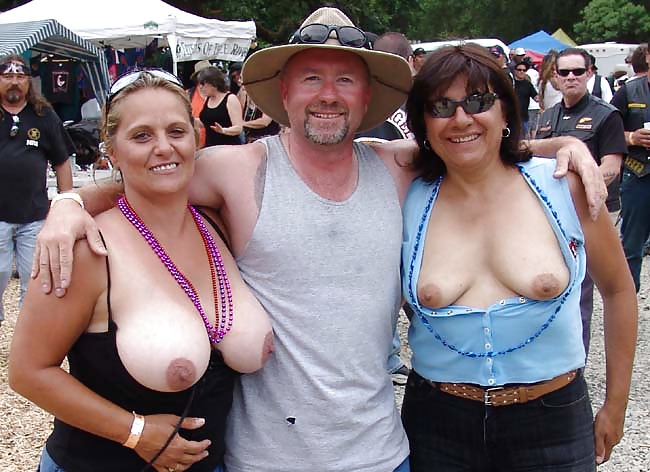 SHOWING OFF THOSE JUGGS #7531229