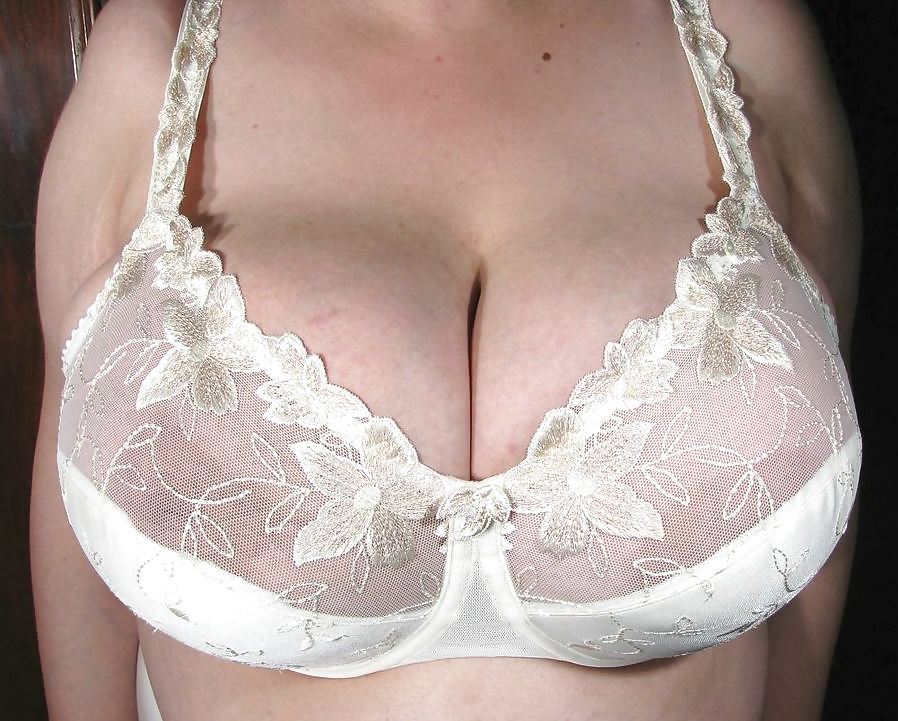 Chunky tits in bra 3 #14360440
