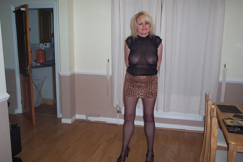 UK Amateur Slut Milf Samantha 24 #10976299