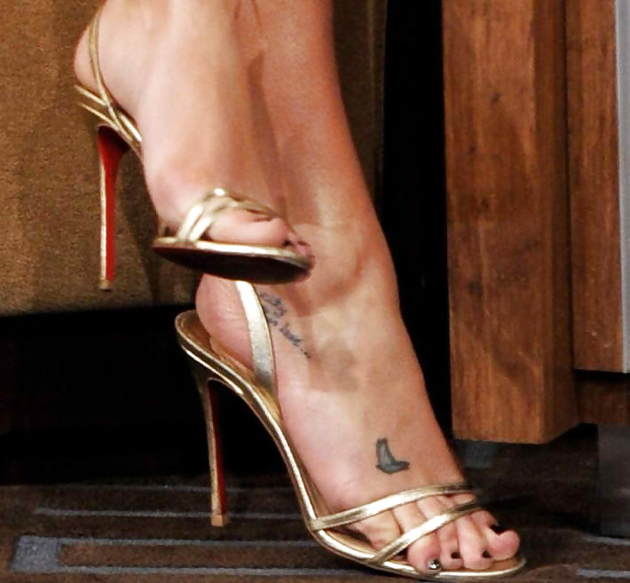 Lea's sexy feet #9994697