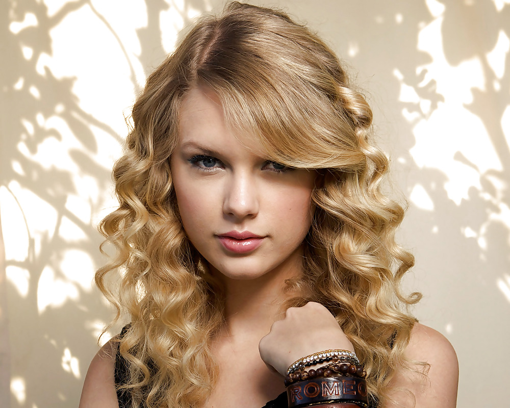 Taylor swift
 #8535929