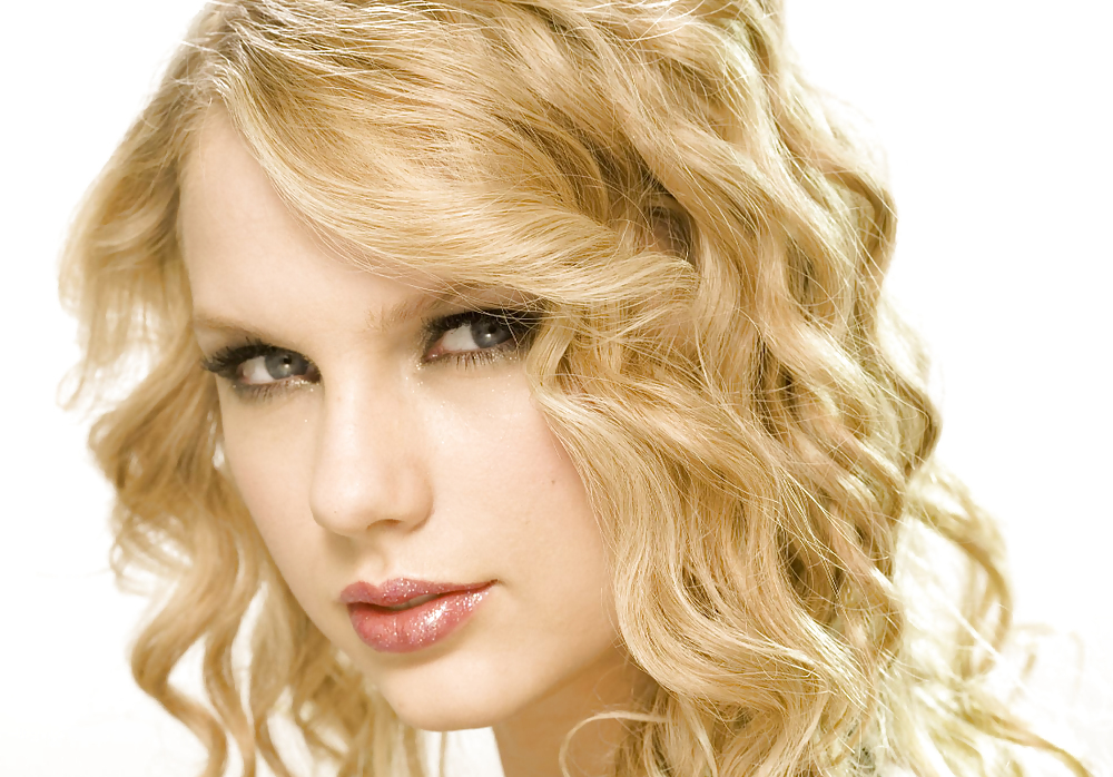 Taylor swift
 #8536204