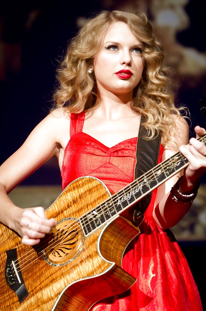 Taylor swift
 #8537092