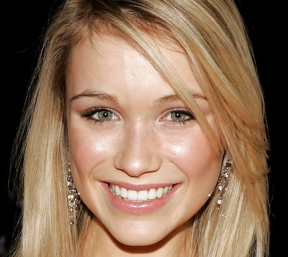 Katrina Bowden #13538281