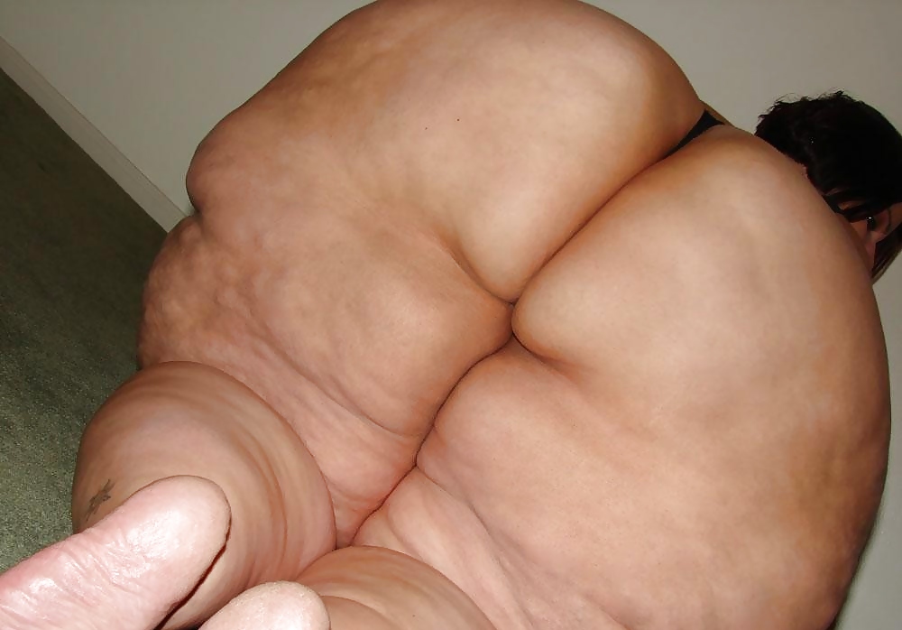 Bigger  CXXIII #17131349