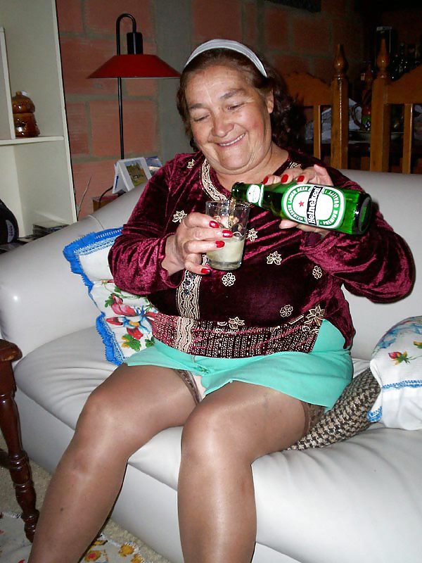 Colombian granny Bell (seventeenth set) #3410867