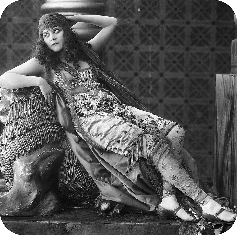 Theda bara rip
 #13279955