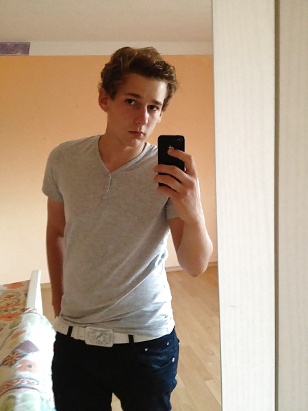 Süßen Netten Jungen #17053513