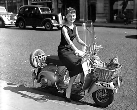 Audrey Hepburn classica 
 #4980360
