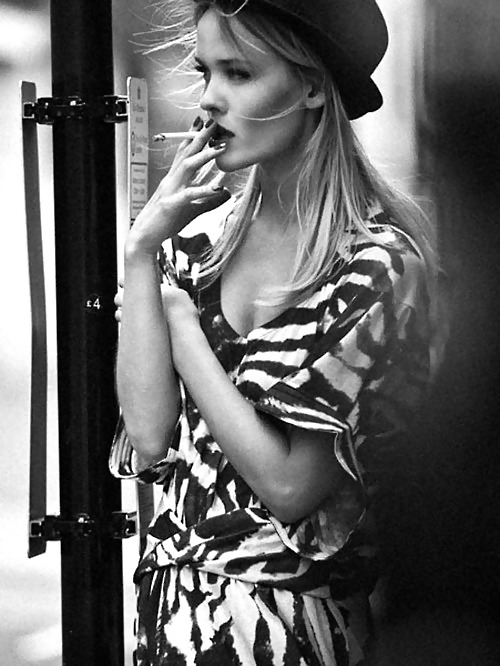 スモーキング
 #8881237