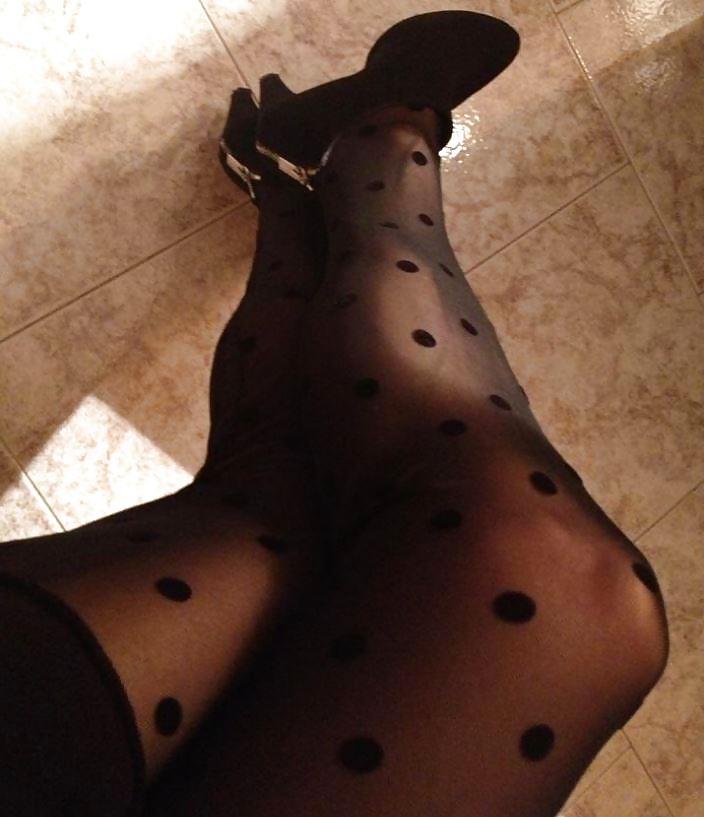 Piedi di amiche e parenti 3 #14908569