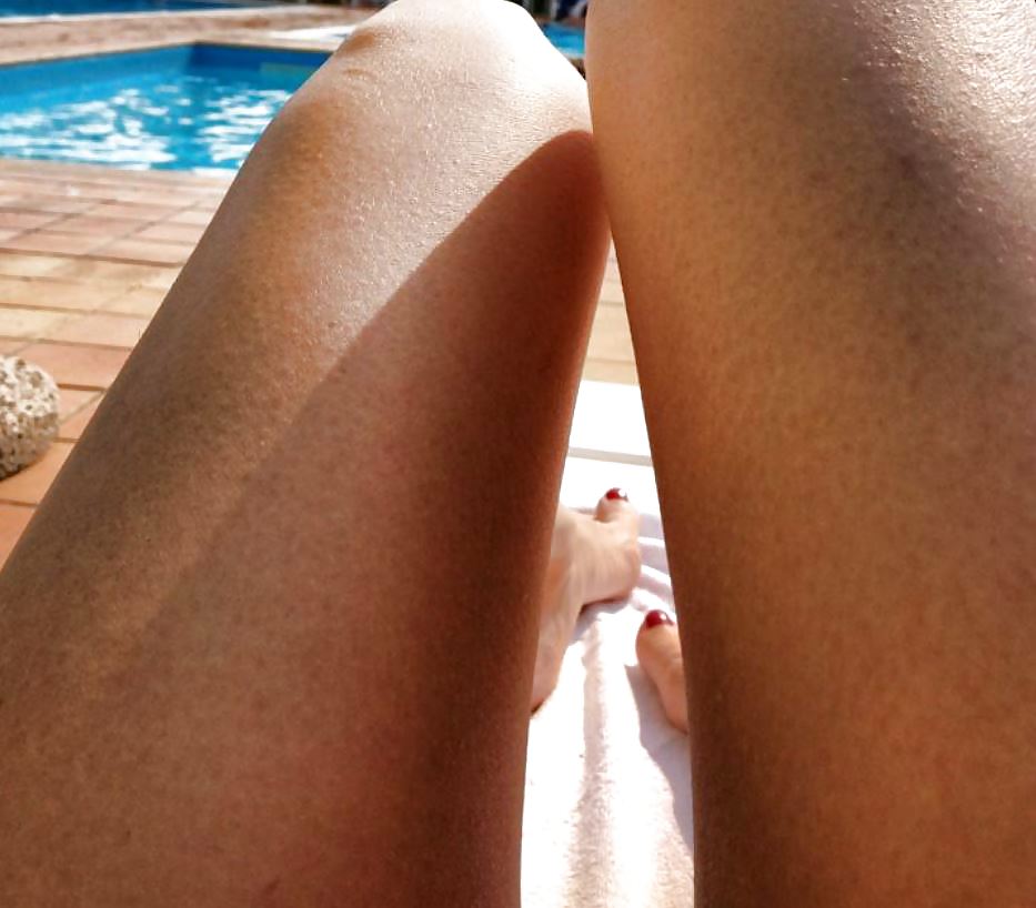 Piedi di amiche e parenti 3 #14908600