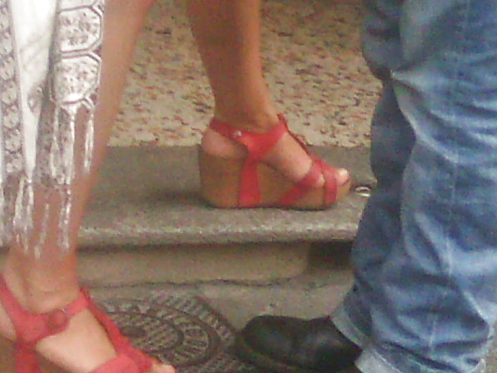 Piedi di amiche e parenti 3 #14908689