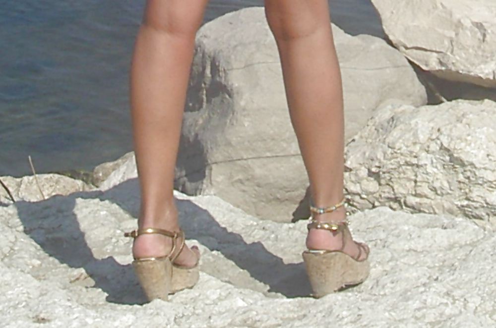 Piedi di amiche e parenti 3 #14908765