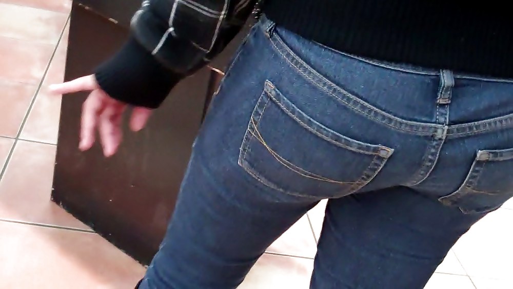 Bubble butt & ass in tight jeans #7415561