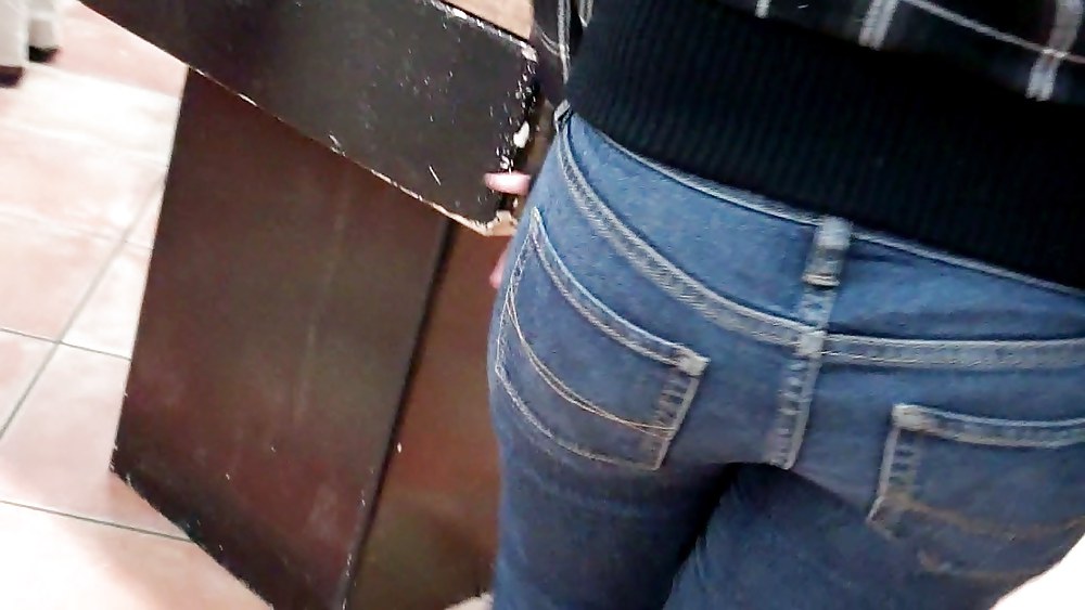 Bubble butt & ass in tight jeans #7415588