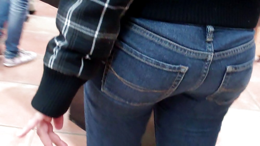 Bubble butt & ass in tight jeans #7415621