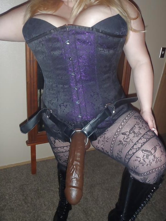 Blondequeen's
 #16944439