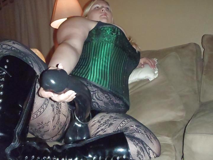 Blondequeen's
 #16944446