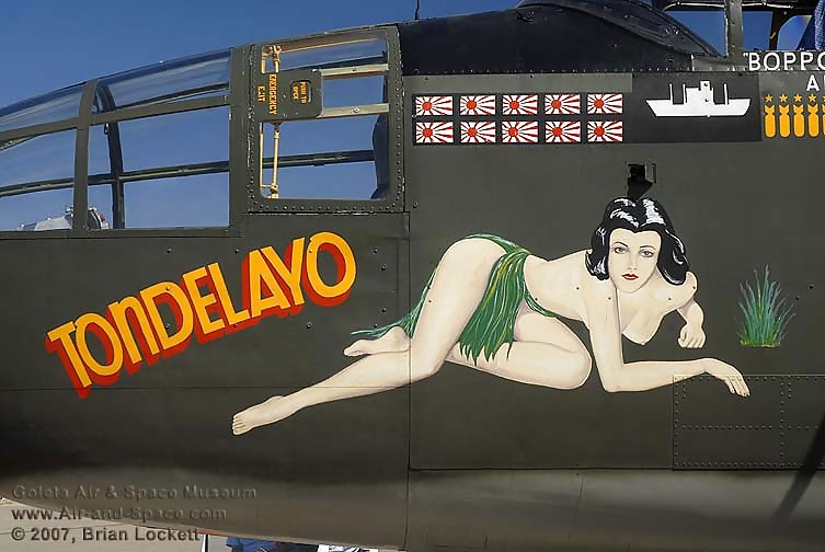 Arte de la nariz del avión de la vendimia 1
 #1030914