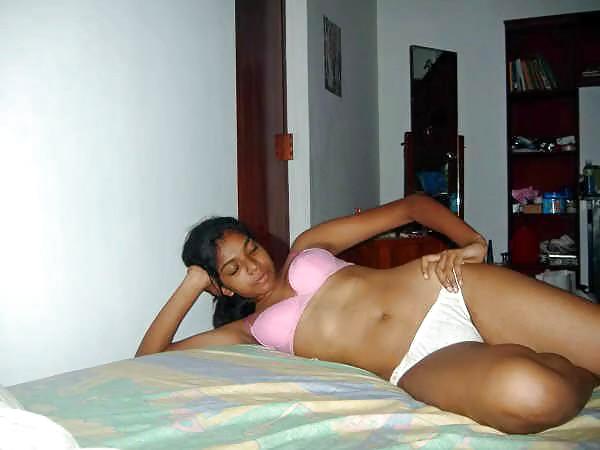 Indian teen nude 3 #3736401