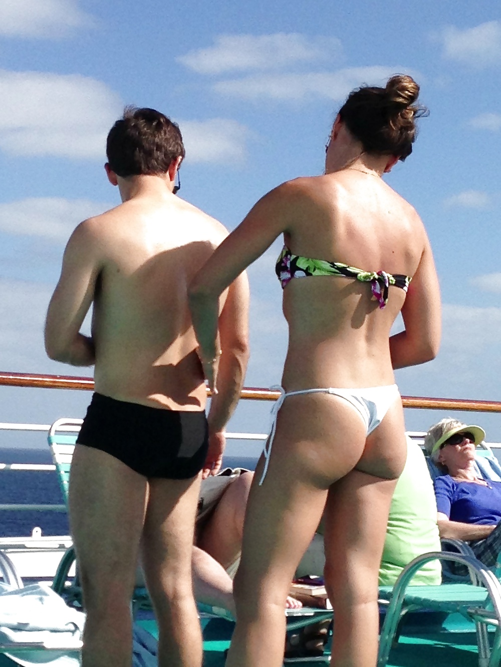 Chica brasileña
 #13307624