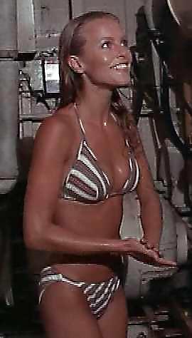 Traditional Celeb - Cheryl Ladd #9610706