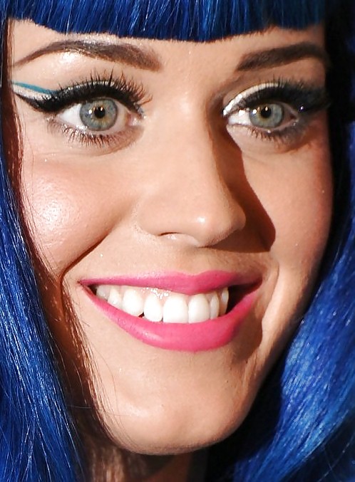 Extra spunkable faces #9301543