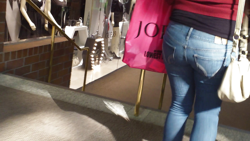 Nice tight teen ass & butt in blue jeans #6578511