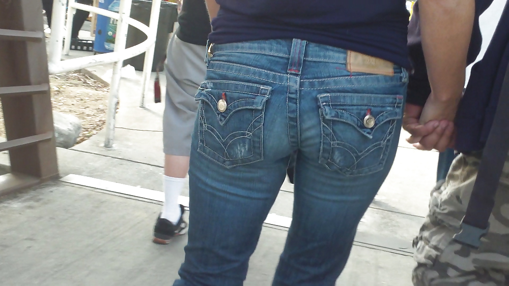 Following teen butts & ass in tight jeans  #6473979