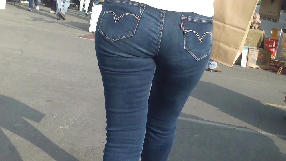 Following teen butts & ass in tight jeans  #6474014