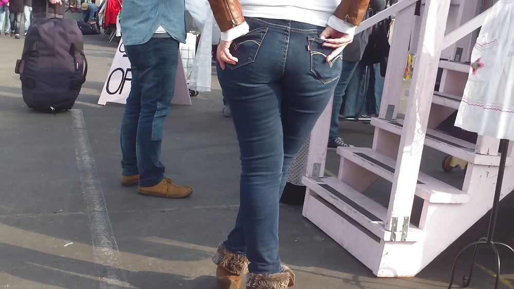 Following teen butts & ass in tight jeans  #6474092