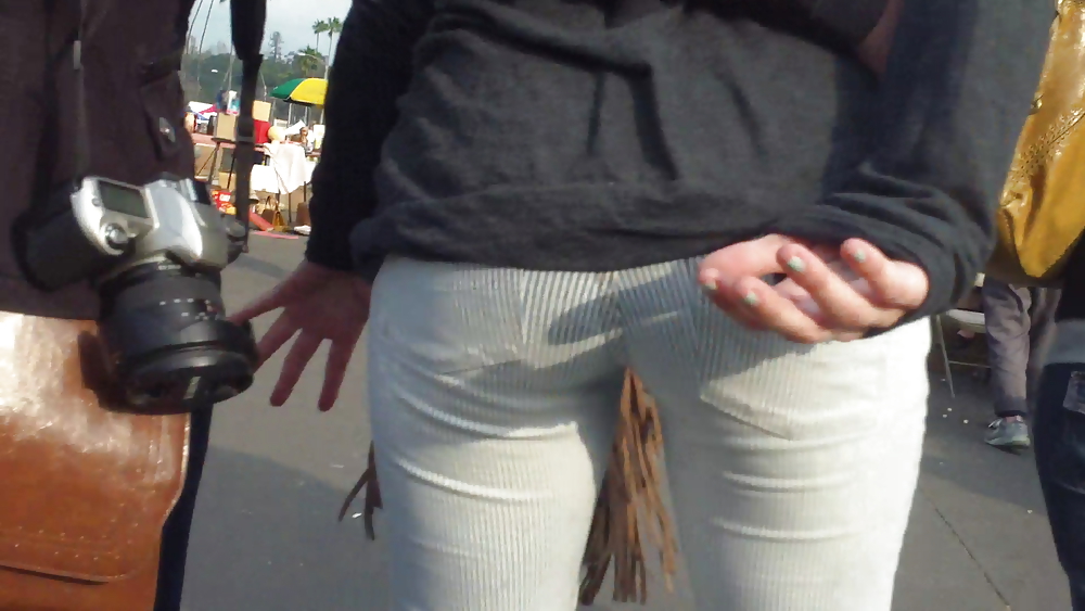 Following teen butts & ass in tight jeans  #6474152