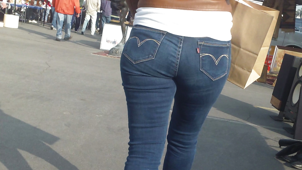 Following teen butts & ass in tight jeans  #6474169