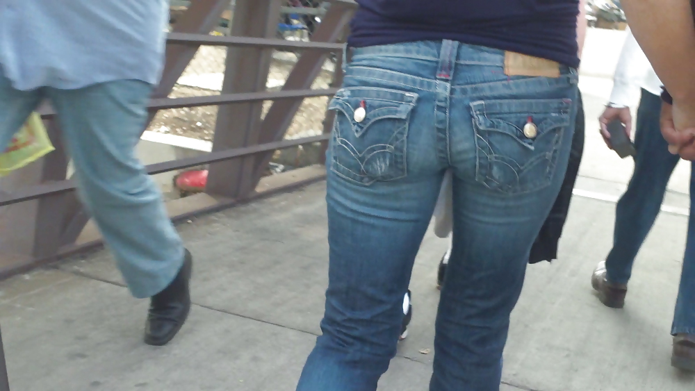 Following teen butts & ass in tight jeans  #6474263