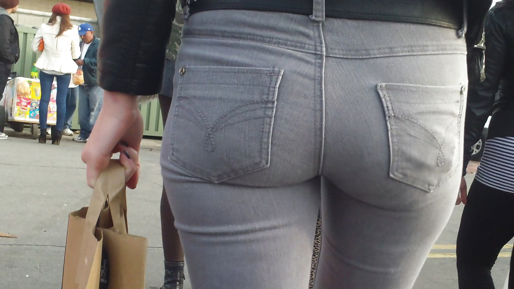 Following teen butts & ass in tight jeans  #6474391