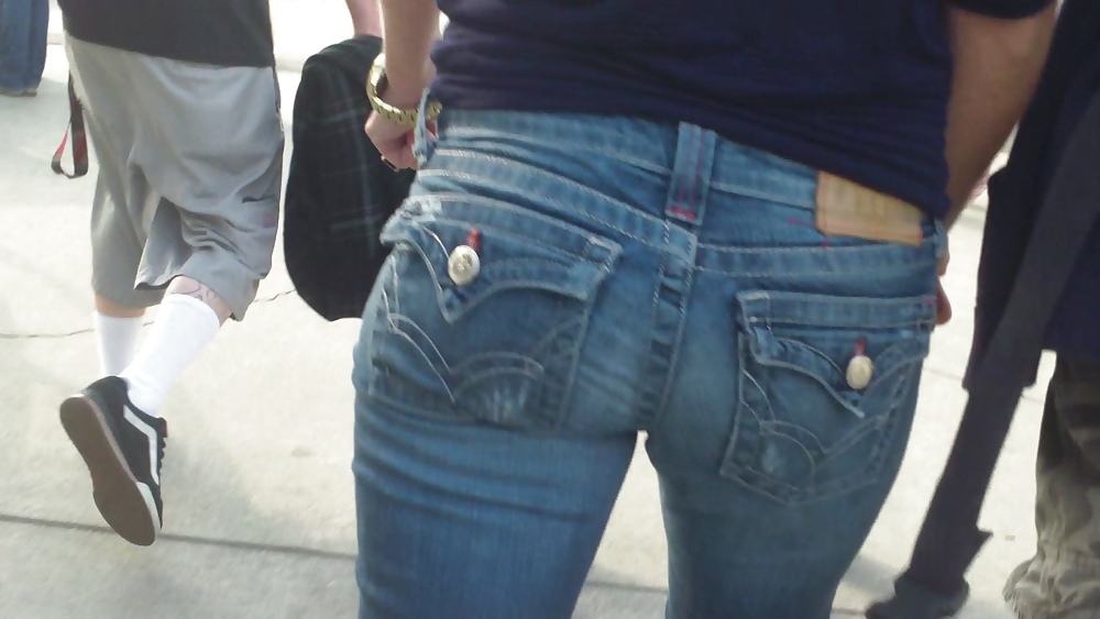 Following teen butts & ass in tight jeans  #6474458
