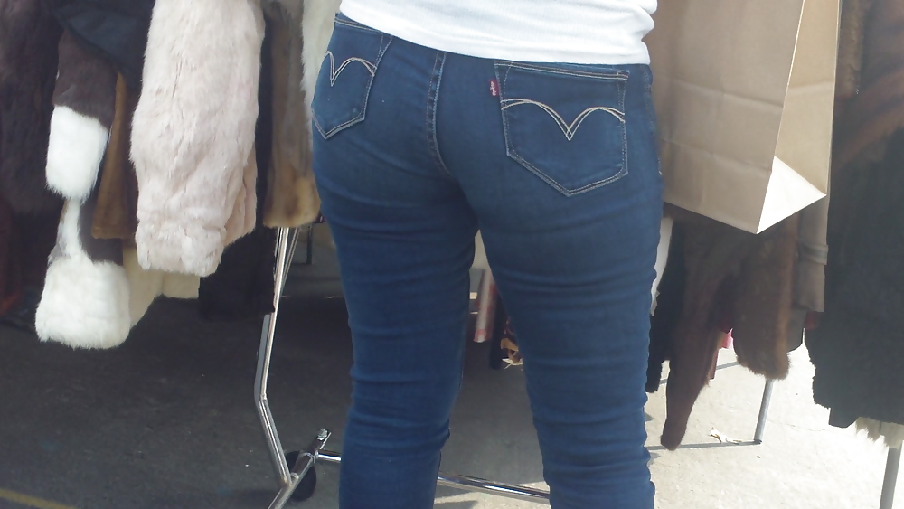 Following teen butts & ass in tight jeans  #6474476