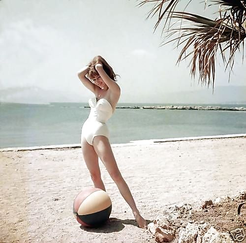 Brigitte Bardot  N15 #188332