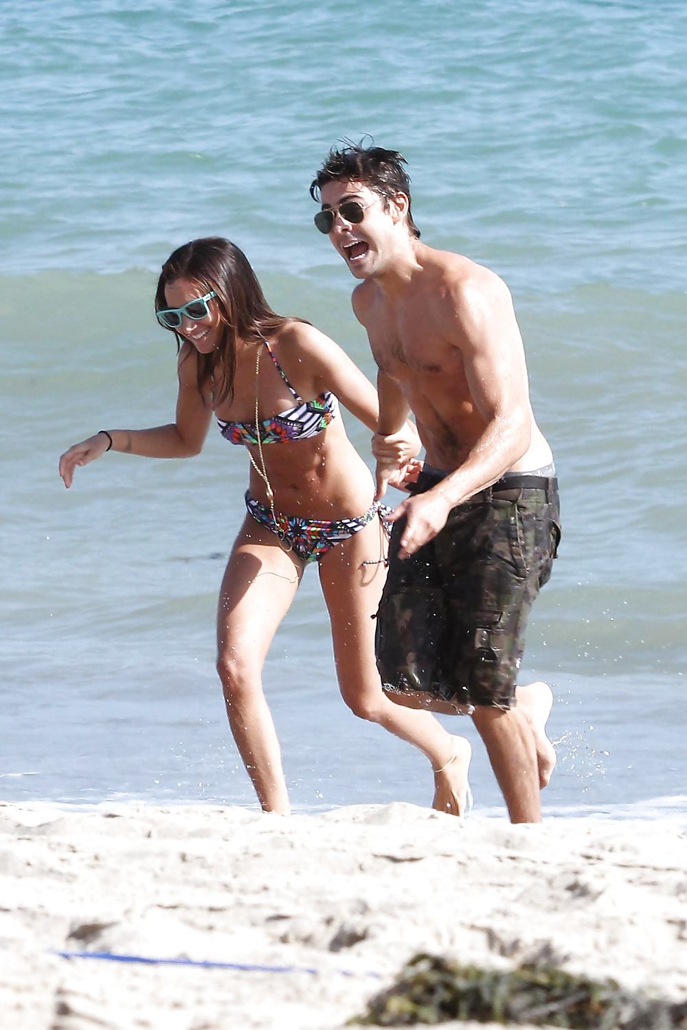 Ashley Candids Bikini Tisdale Plage Malibu #4396603