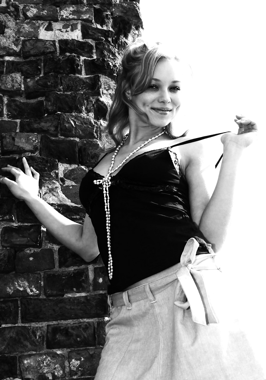 Mit dem Ruecken zur Wand #9930523