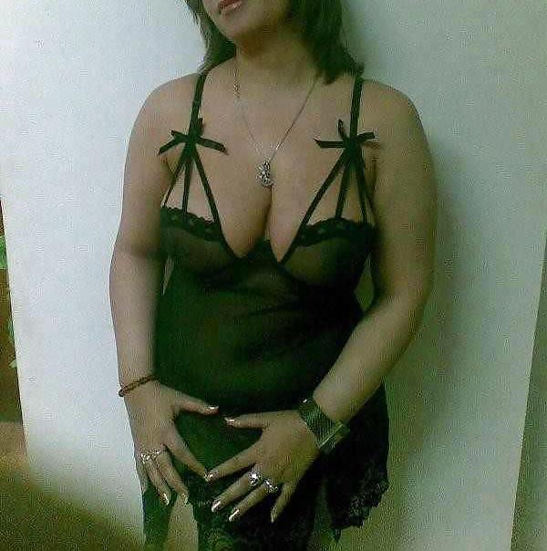 Ma putaine je l'ador sacrer chaudasse
 #18399952