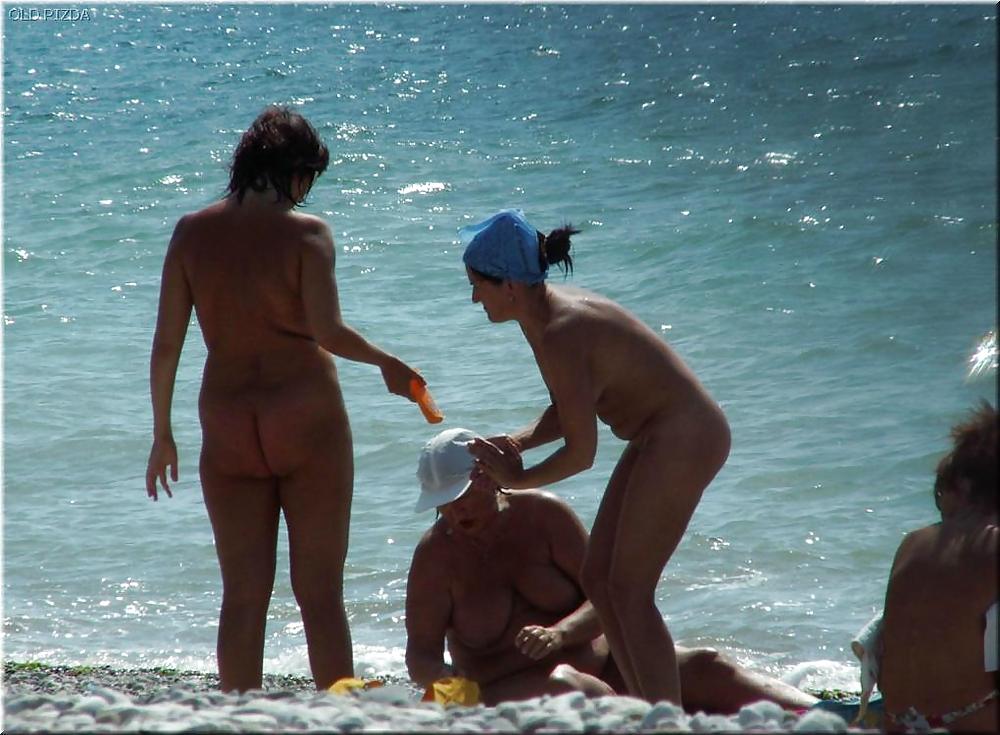 âgées Nudistes Plage #1371843