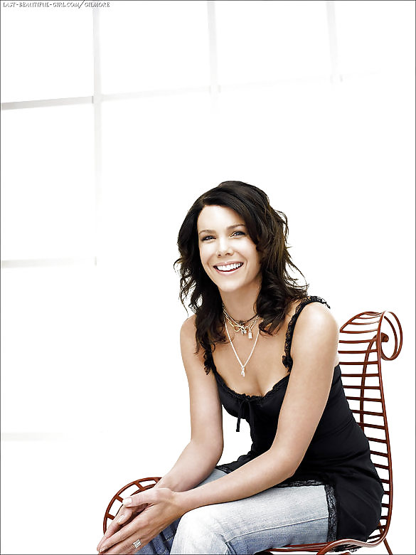 Lauren graham
 #14783934