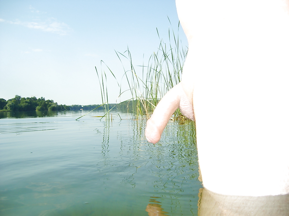 湖でオナニー
 #3056787