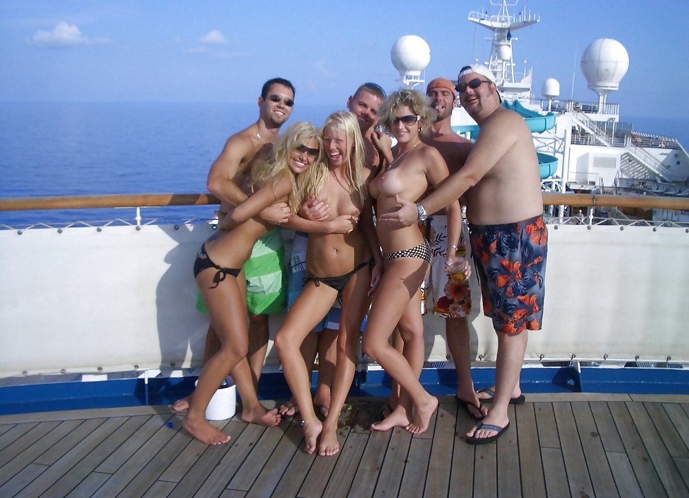 Sex Cruise #10680367