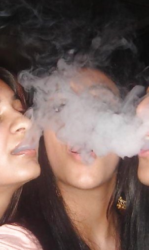 Me Smoking pretty hookah