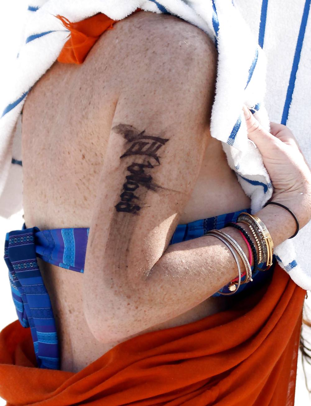 Lindsay Lohan In Bikini on Miami Beach BOOB Slip #3913003