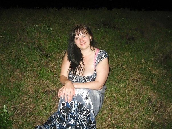 Busty Russian Woman 403